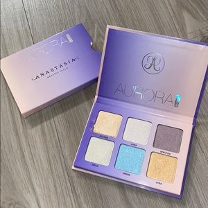 Anastasia Beverly Hills Aurora palette ❤️✨